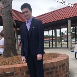 Meet your Posher, Luke